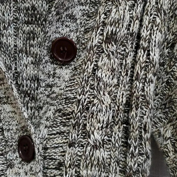 CAROLYN TAYLOR SWEATER - Picture 2 of 8